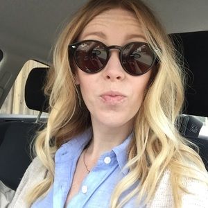 Meet your Posher, Kari